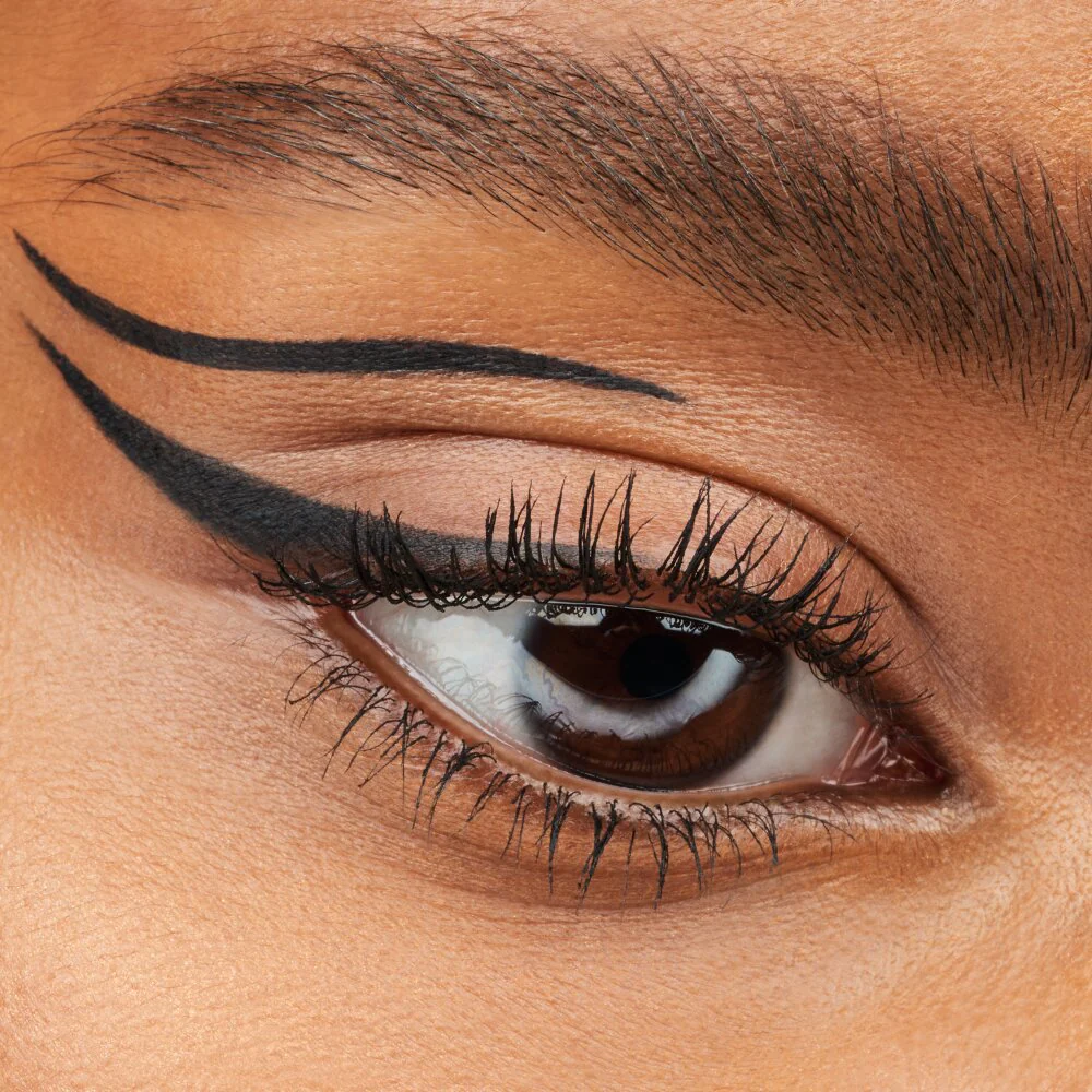 532-stay-play-gel-eyeliner-3.webp Stay & Play Gel Eyeliner